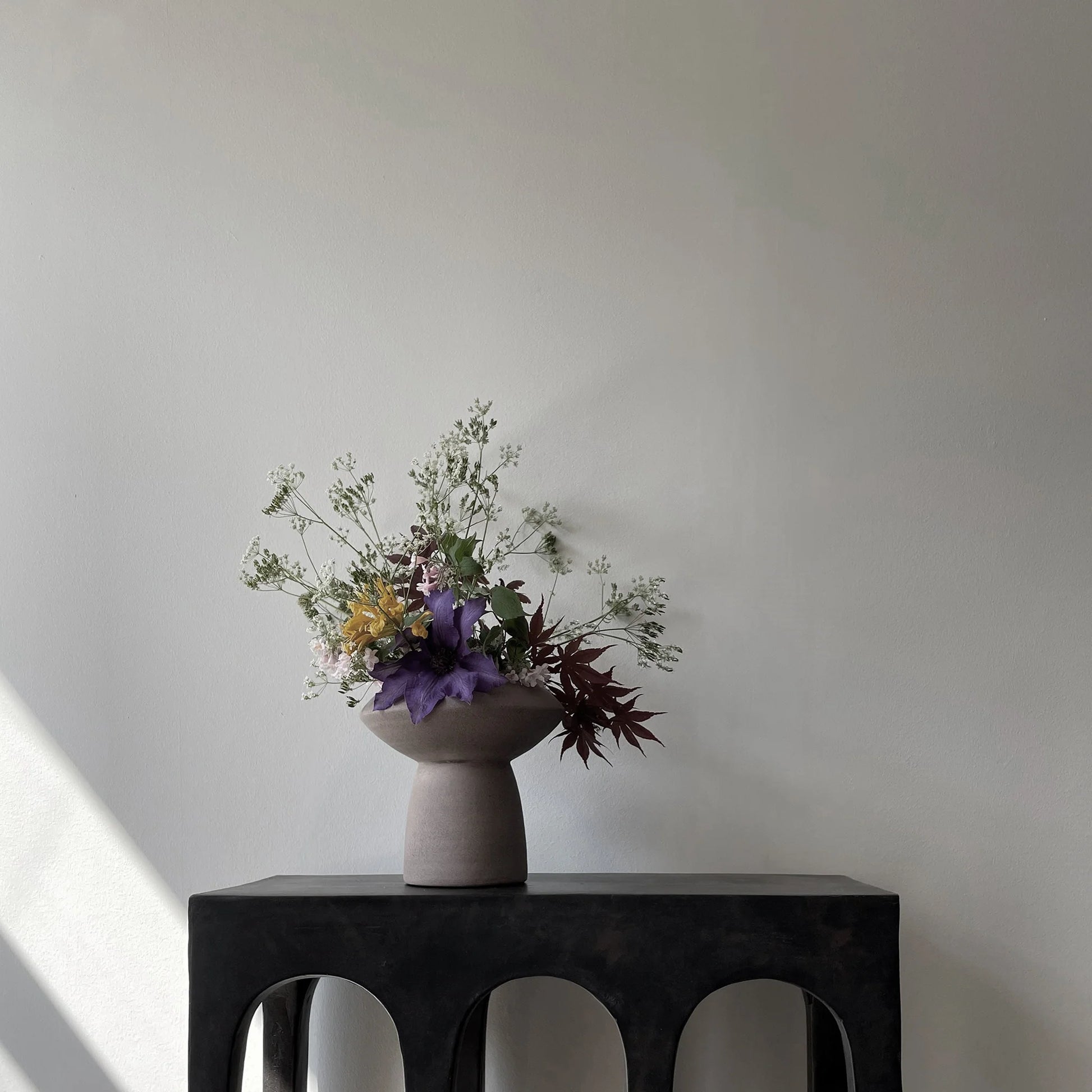 Κεραμικό Βάζο Sphere Fat Taupe